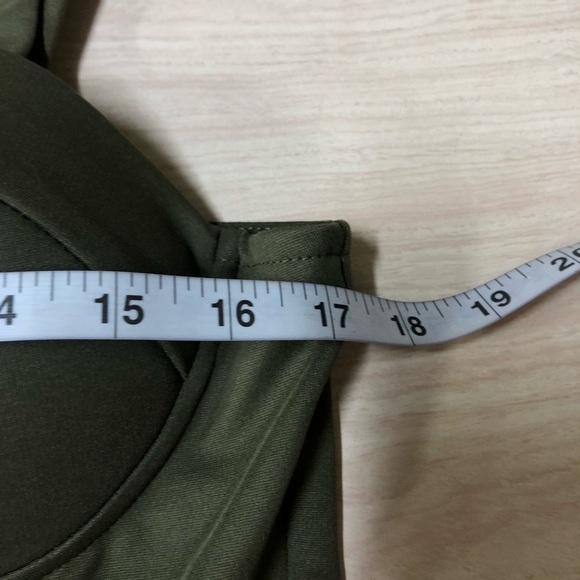 Entry Olive Green Jumpsuit Deep V Neck Gold Hardware Size L NWT - Picture 7 of 7